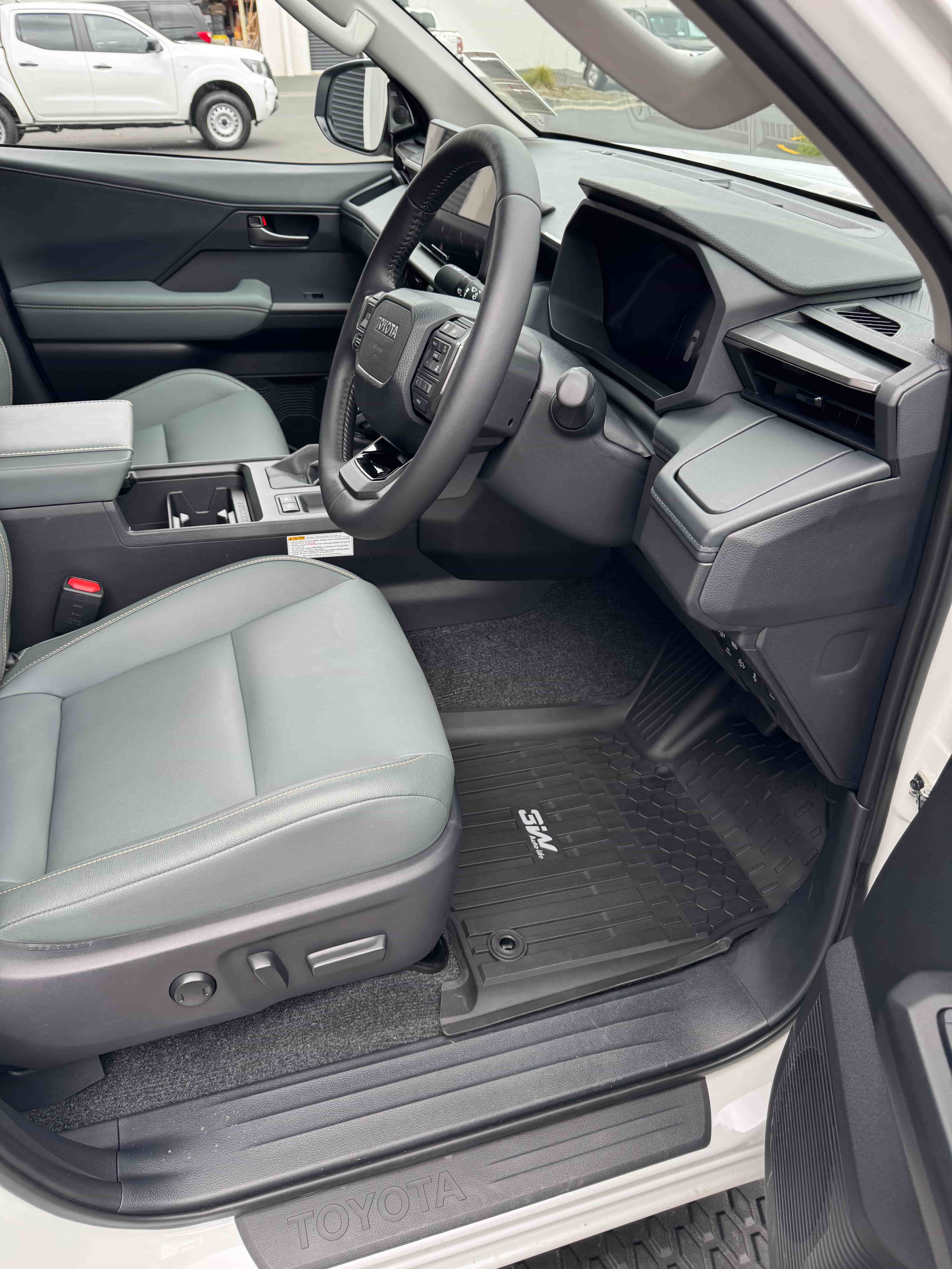 3W Floor Mats Fit Toyota Hilux 2020-Present  TPE