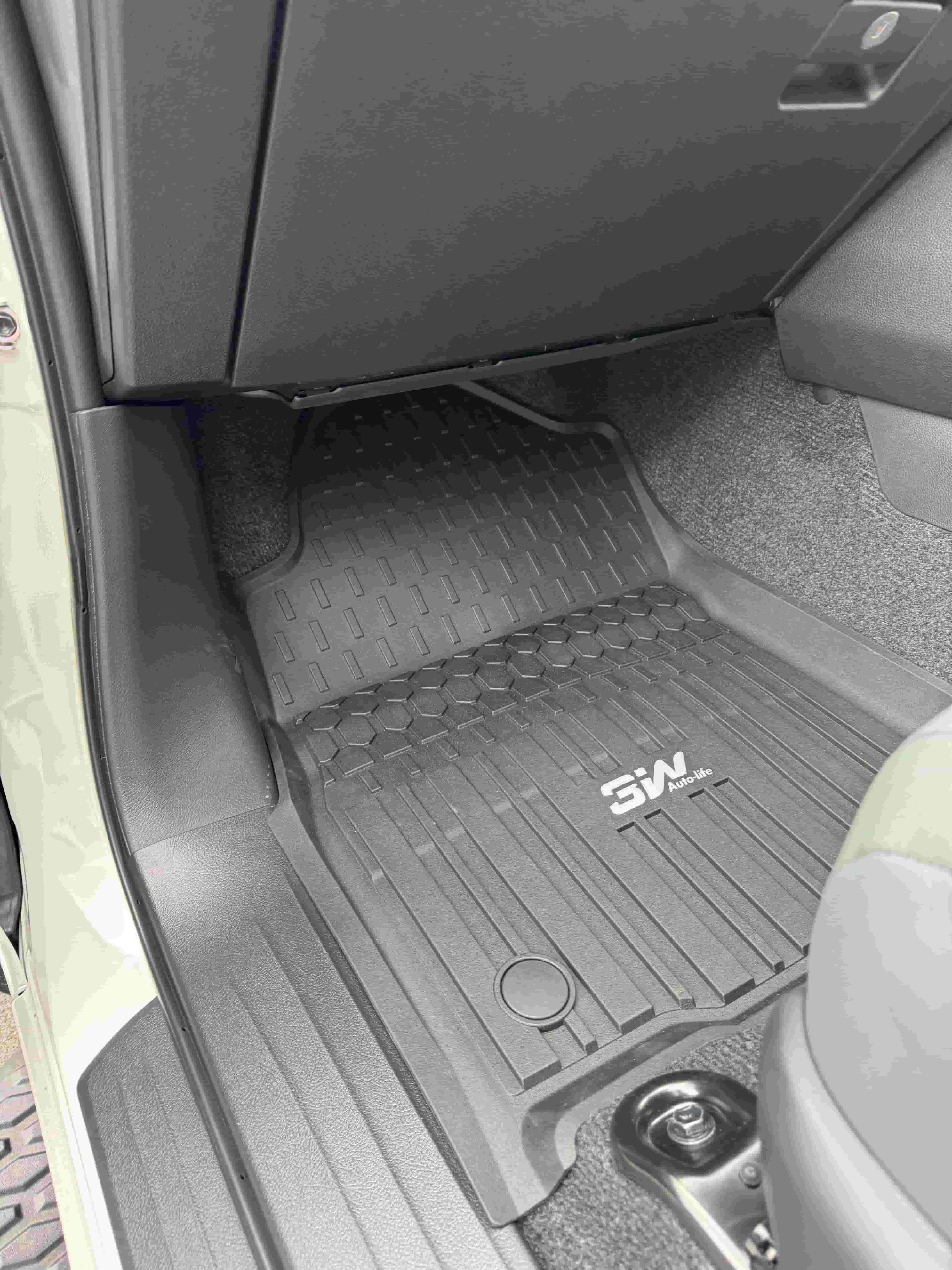 3W Floor Mats Fit Toyota Hilux 2020-Present  TPE