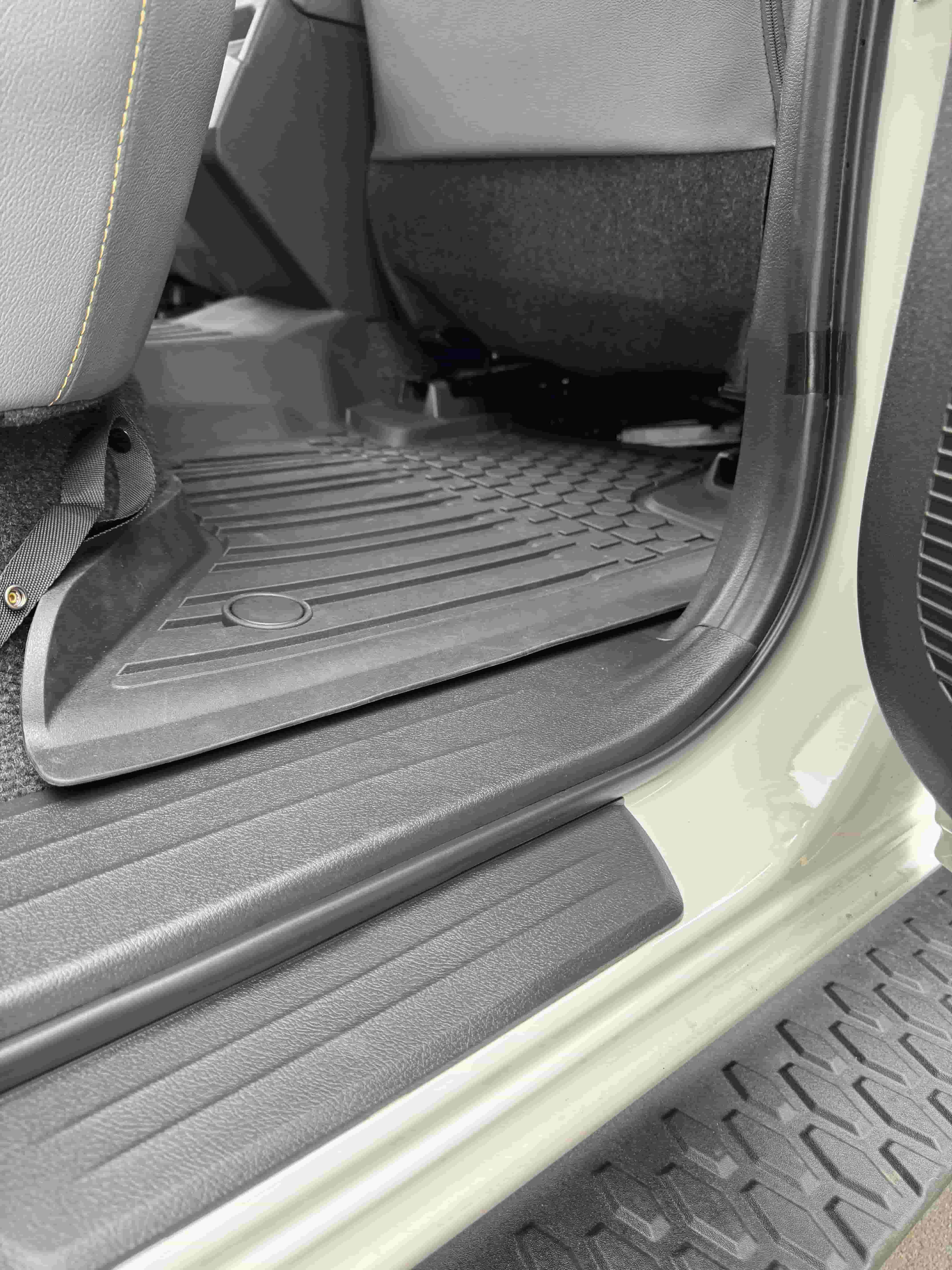 3W Floor Mats Fit Toyota Hilux 2020-Present  TPE